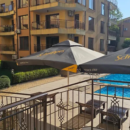 Apartamento уютная с террасой *